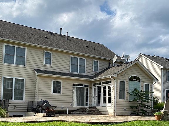 4th image of 12265 Tulane Falls Dr