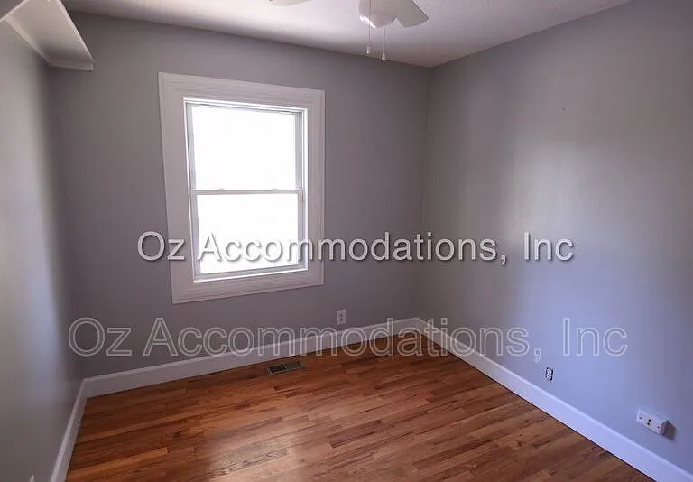 707 N Seminole Dr — Photo 16