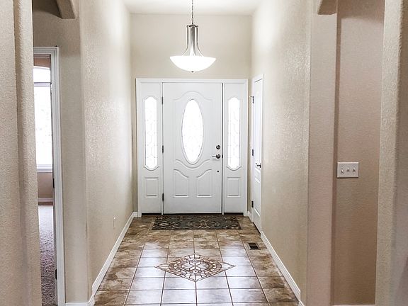 Grand Entry Way