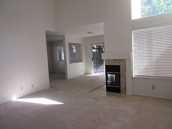 3rd image of 5000 Opal Creek Ct