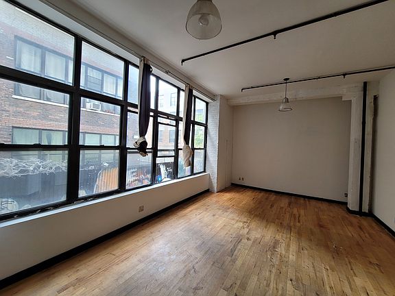 4th image of 467 Troutman St APT 1J