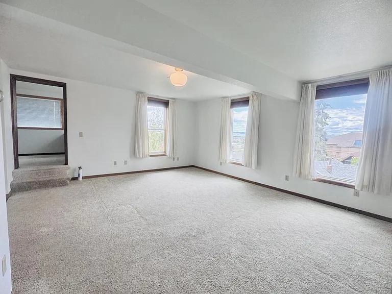 219 Vawter St #A — Photo 10