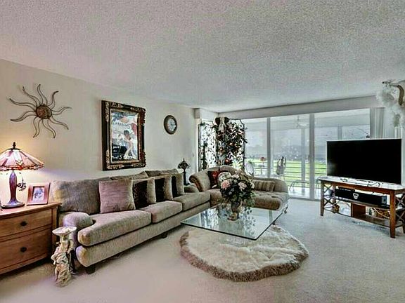 2nd image of 804 Cypress Grove Ln APT 409