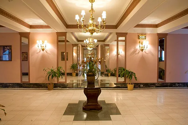 Sold by Stein-Perry | media 12