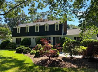 300 Oakwood Dr, Southold, NY 11971