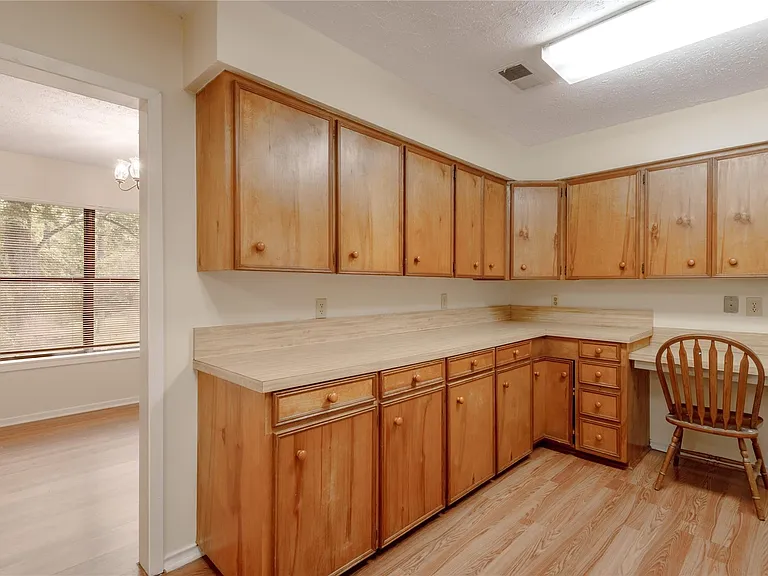 138 Summer Pl #B — Photo 9