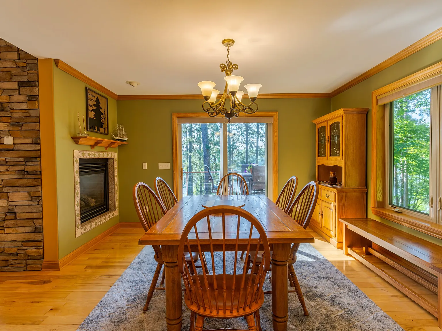 Executive Lakefront Rental | Fully Furnished | Bemidji, MN — Photo 4