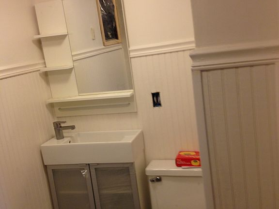 3rd image of 218 E Rochelle St APT 3