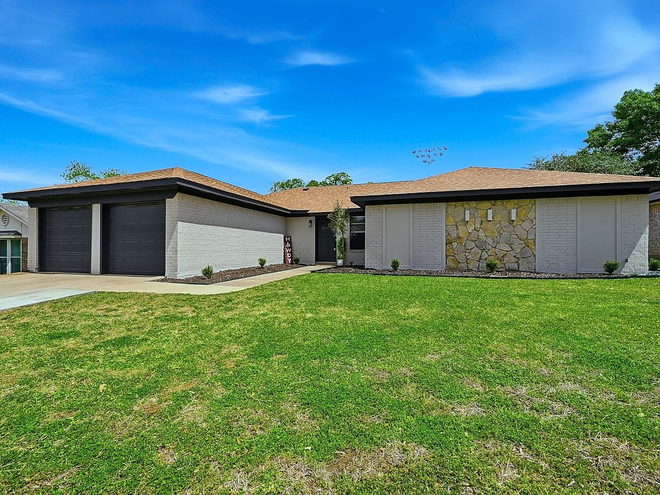 1st image of 3813 Fox Hollow Dr