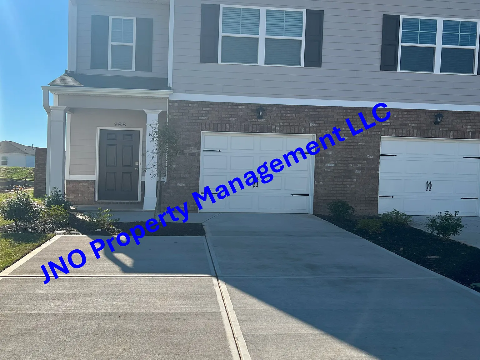 3 bed, 1435 sqft, $1,700 — Photo 2