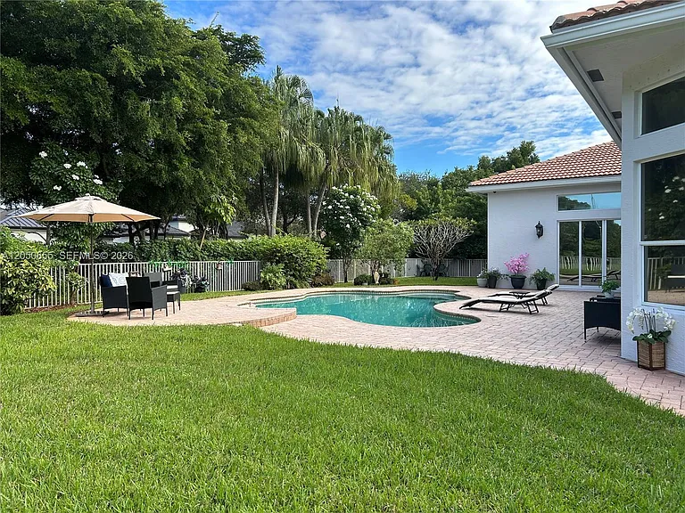 4723 SW 195th Way — Photo 19
