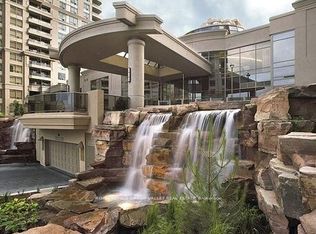 3880 Duke Of York Blvd #1204, Mississauga, ON L5B 4M7