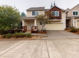 38796 Cascadia Village Dr, Sandy, OR 97055
