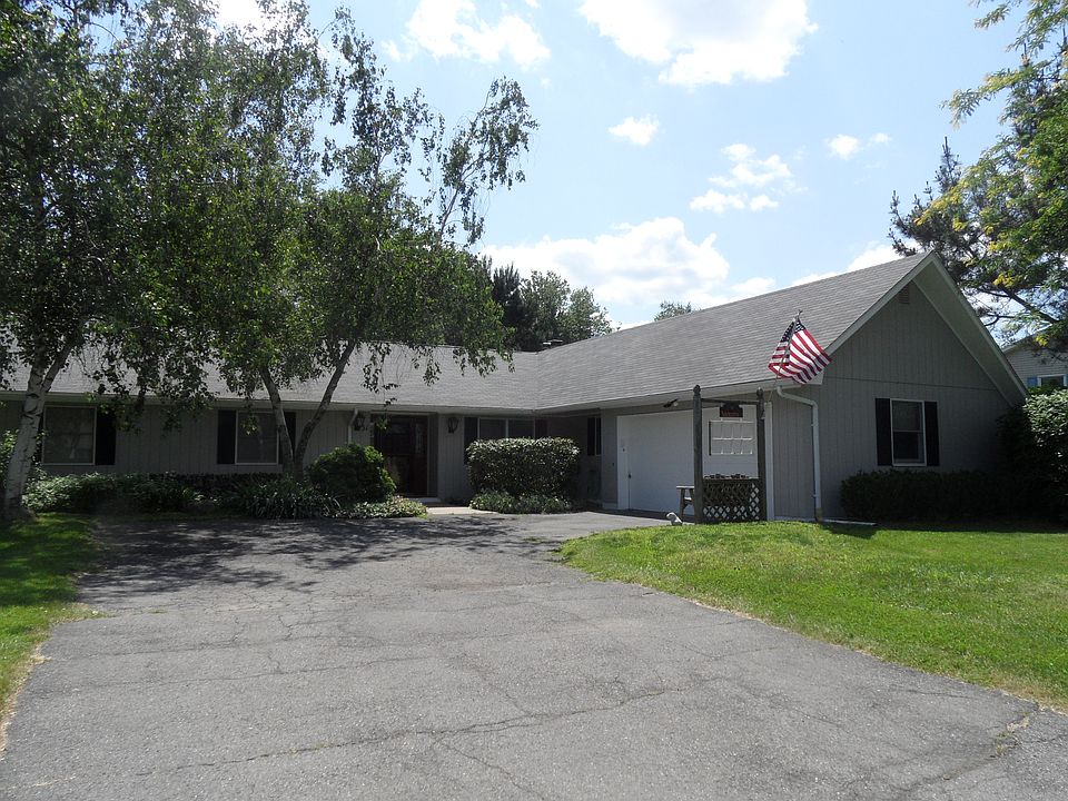 1st image of 31 Shore Blvd
