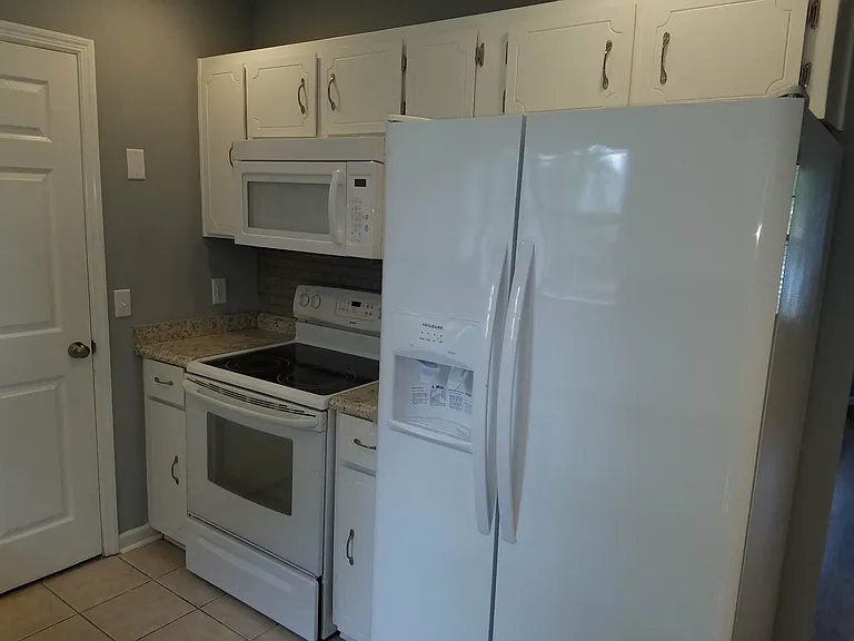 157 Haney Rd — Photo 10