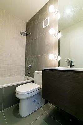 Rented by Nooklyn NYC LLC | media 13