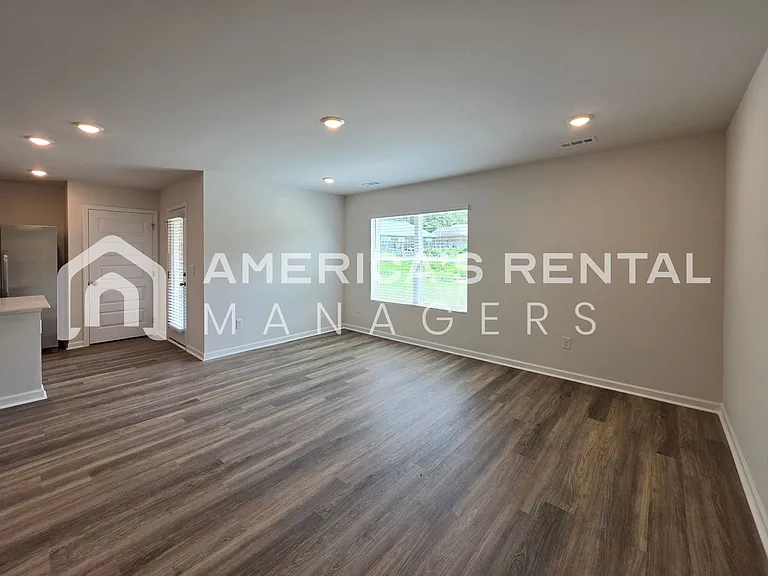 107 Jonboy Ave — Photo 25