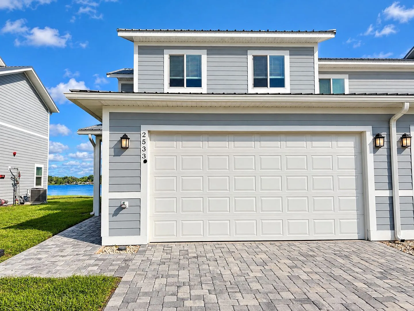 Stylish Living in Winter Haven 3BR, 2.5BA Home with Charm & Space! — Photo 1