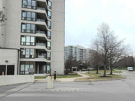 3rd image of 10 Laurelcrest St #310