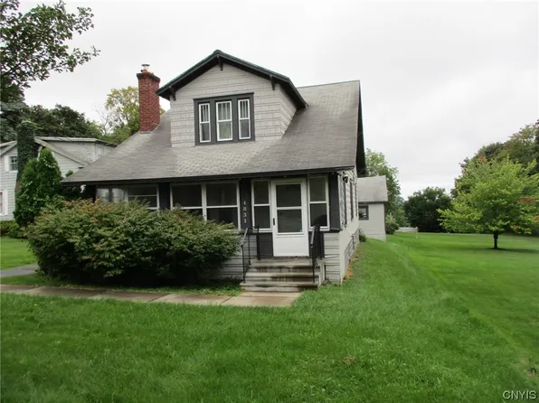 4831 W Seneca Tpke, Syracuse, NY 13215