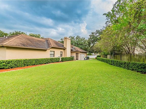 5th image of 2849 Timber Knoll Dr