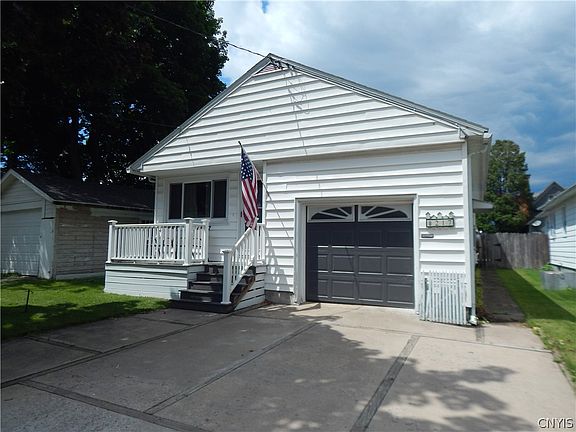 3rd image of 217 Briggs St