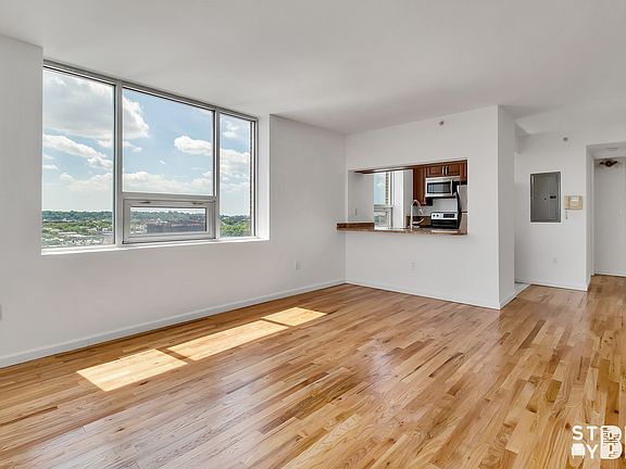 5th image of 358 Grove St #14PHC