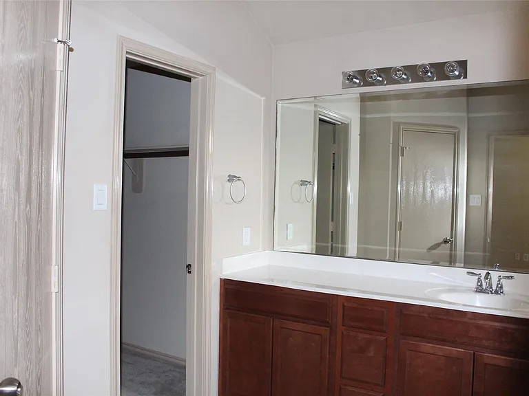20410 Shiloh Mist Ln — Photo 14