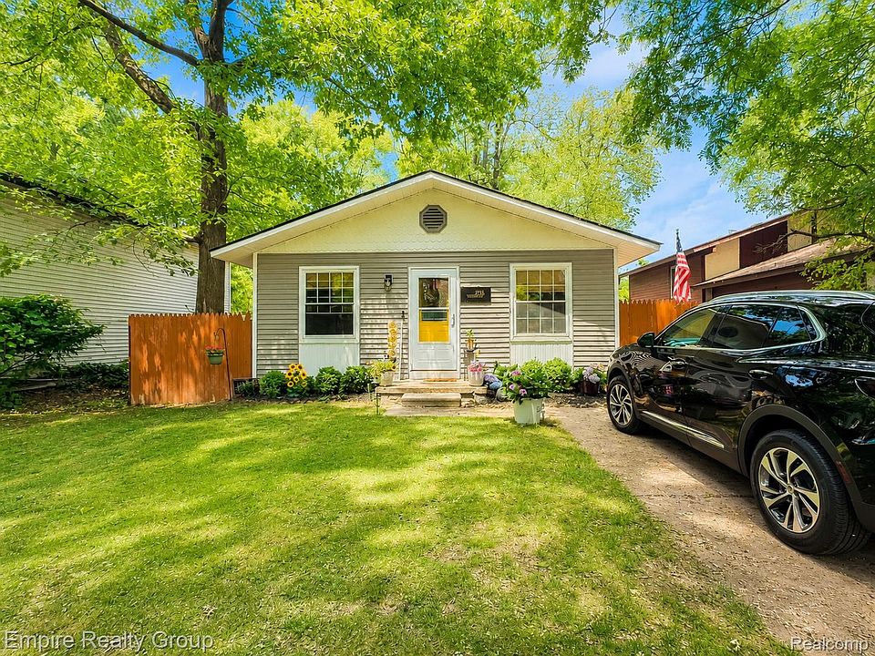 1st image of 2716 Sinclair Ave