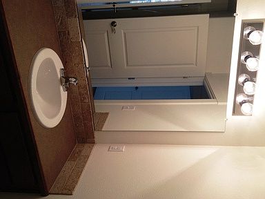 5th image of 917 SE 9th Dr APT 212