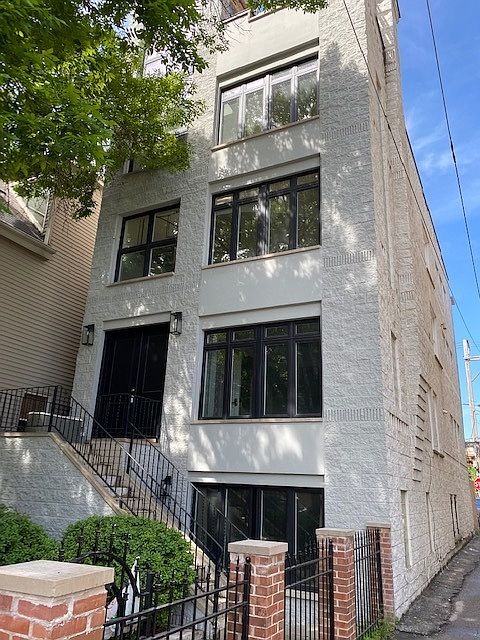 1st image of 1410 N North Park Ave #1