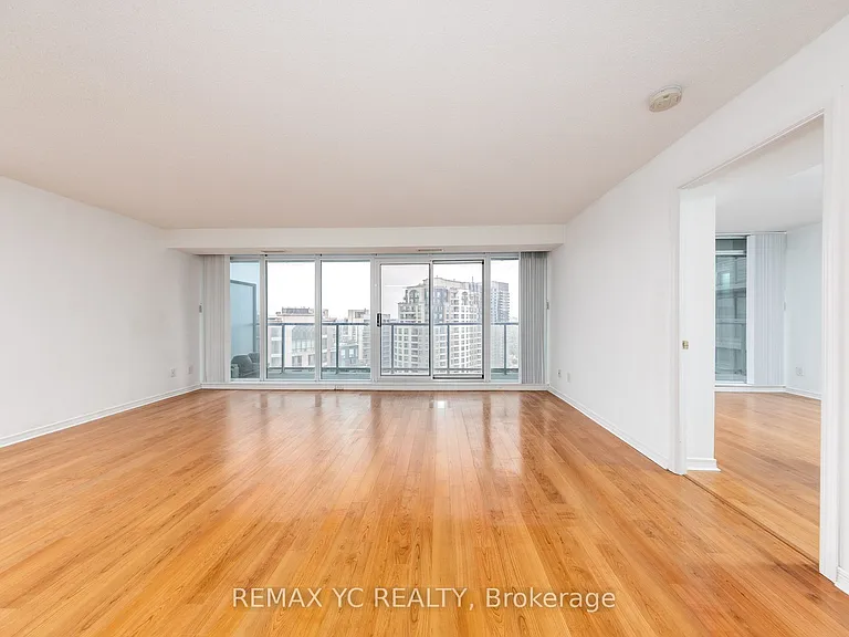 5500 Yonge St #2410 — Photo 12