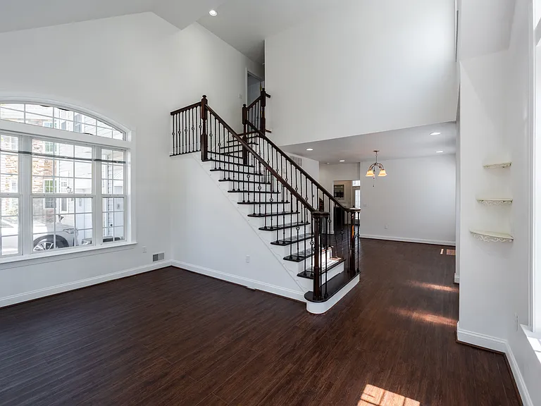 159 Shinnecock Dr — Photo 3