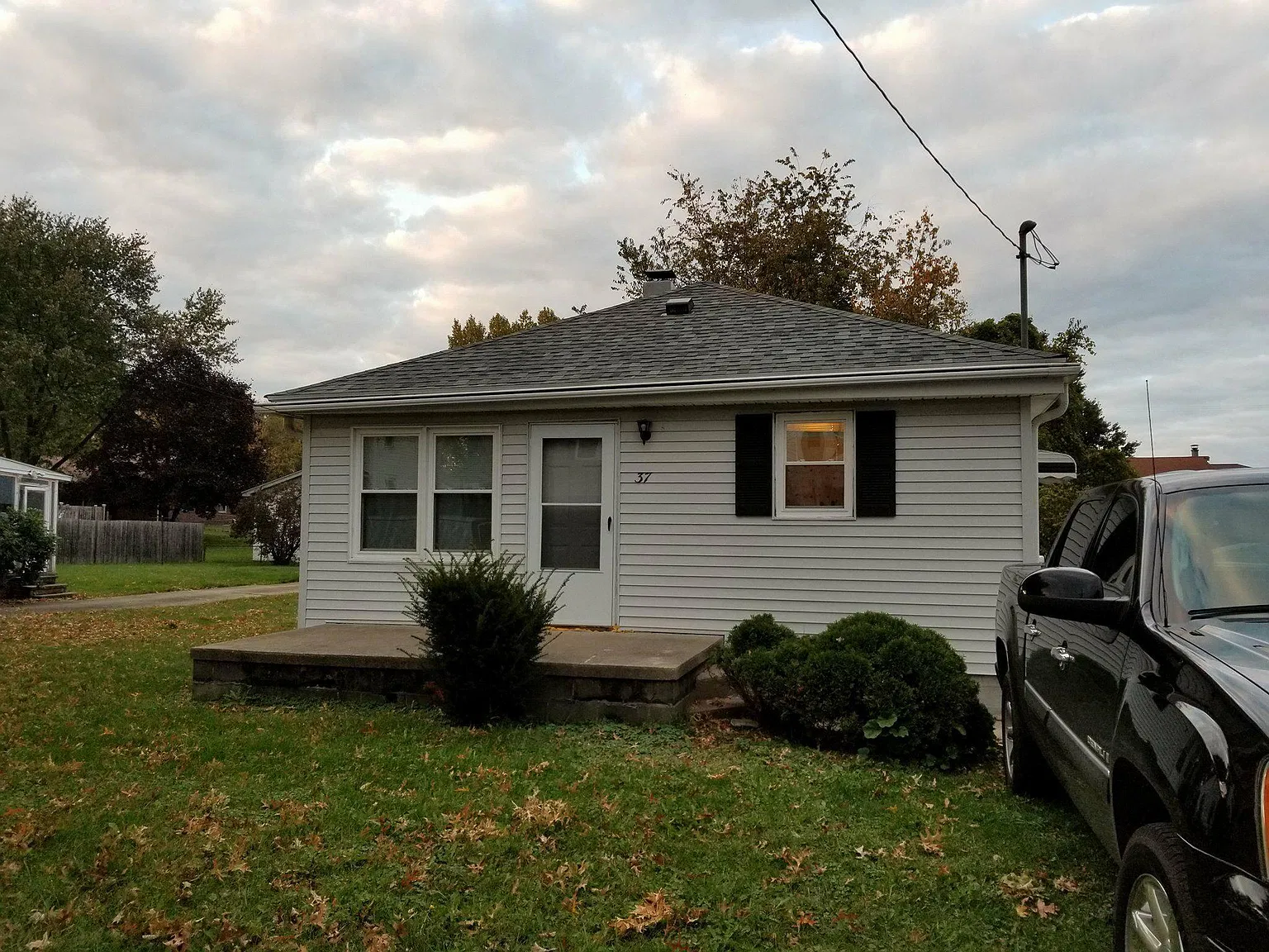 37 W Linwood Avenue — Photo 1