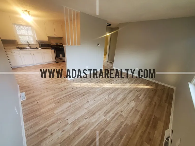 3444 N 59th St — Photo 13