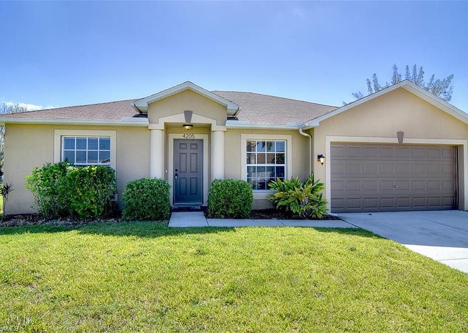 1st image of 4205 SW 15th Ave