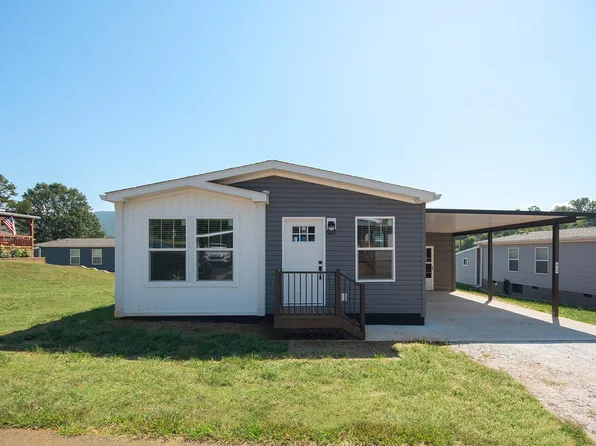 43 N Gemstone Ave, Franklin, NC 28734