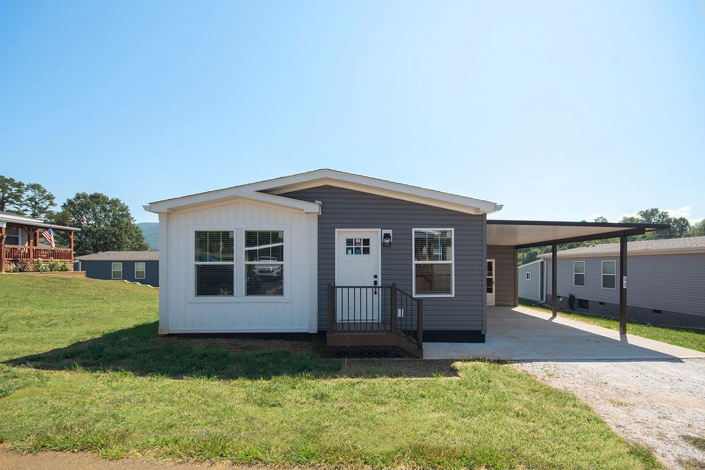 43 N Gemstone Ave - Property Image