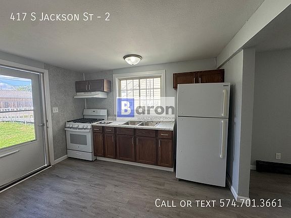 5th image of 417 S Jackson St #2