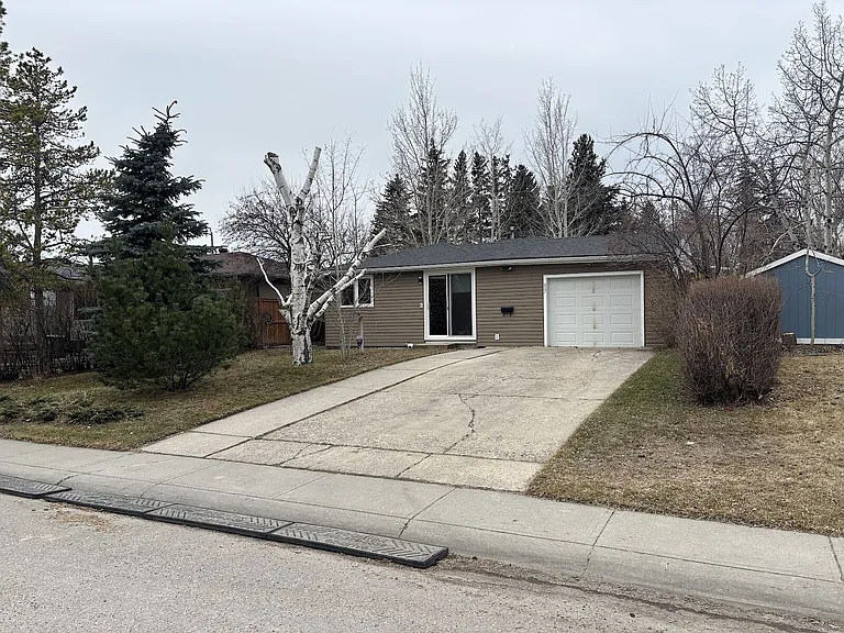607 Fortalice Cres SE — Photo 19