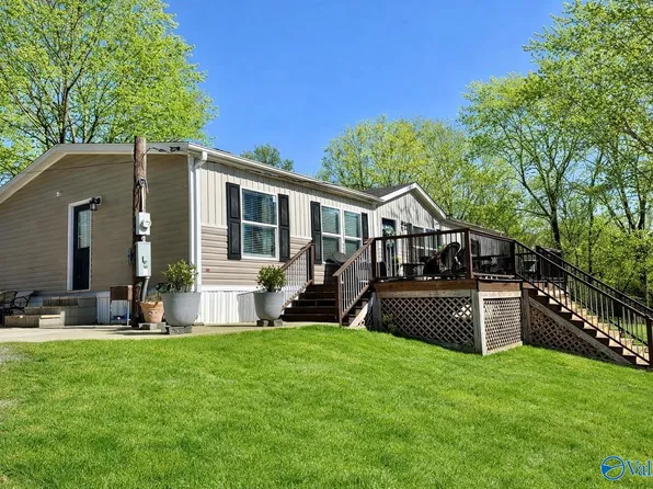 109 Harmening Dr, Huntsville, AL 35811