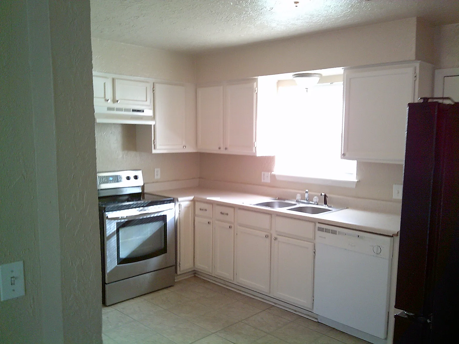 4 bed, 1235 sqft, $750 — Photo 3