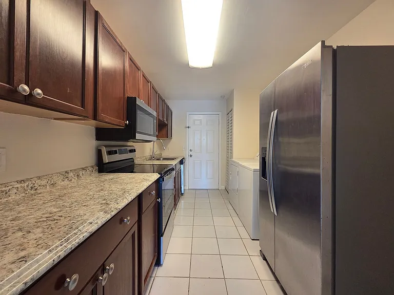 605 Northlake Blvd #48 — Photo 6