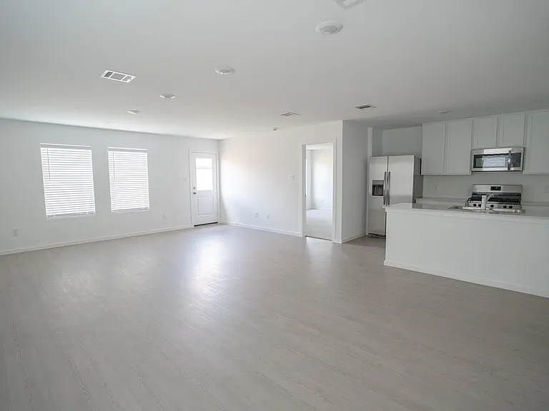 2515 Mint Garnet Dr — Photo 5