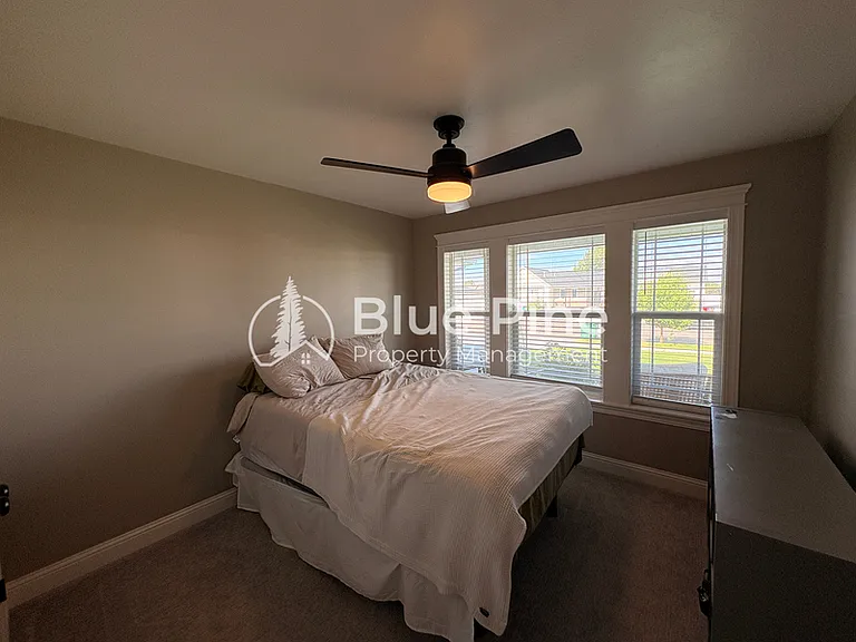 1890 Mesa Canyon Dr — Photo 15