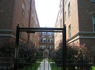 7316 N Honore St APT 206, Chicago, IL 60626