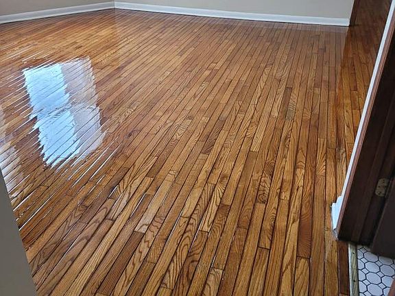 2nd image of 5163 S Michigan Ave #2R