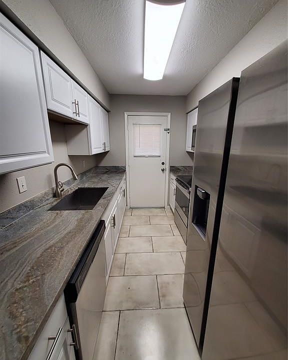 1st image of 5628 Birchmont Dr #D