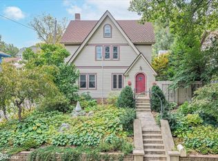 904 N 6th St, Red Oak, IA 51566