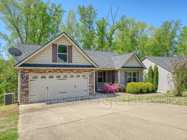 151 Harvest Ridge Dr, Inman, SC 29349